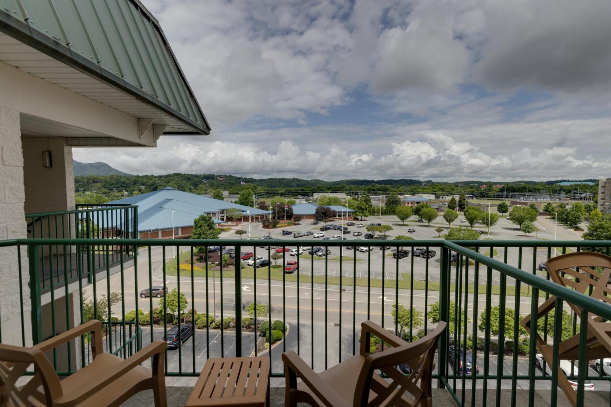 Park Grove Inn Pigeon Forge Buitenkant foto